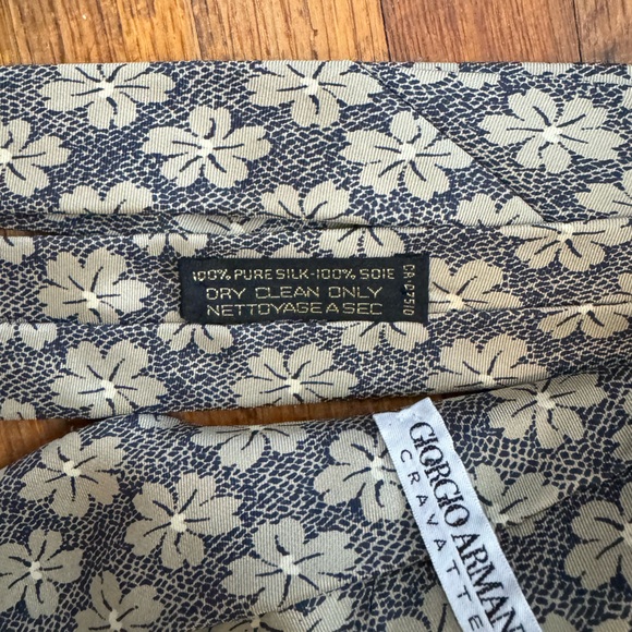 Giorgio Armani Cravatte Lot Of 2 Patterned Silk Ties - Picture 5 of 6
